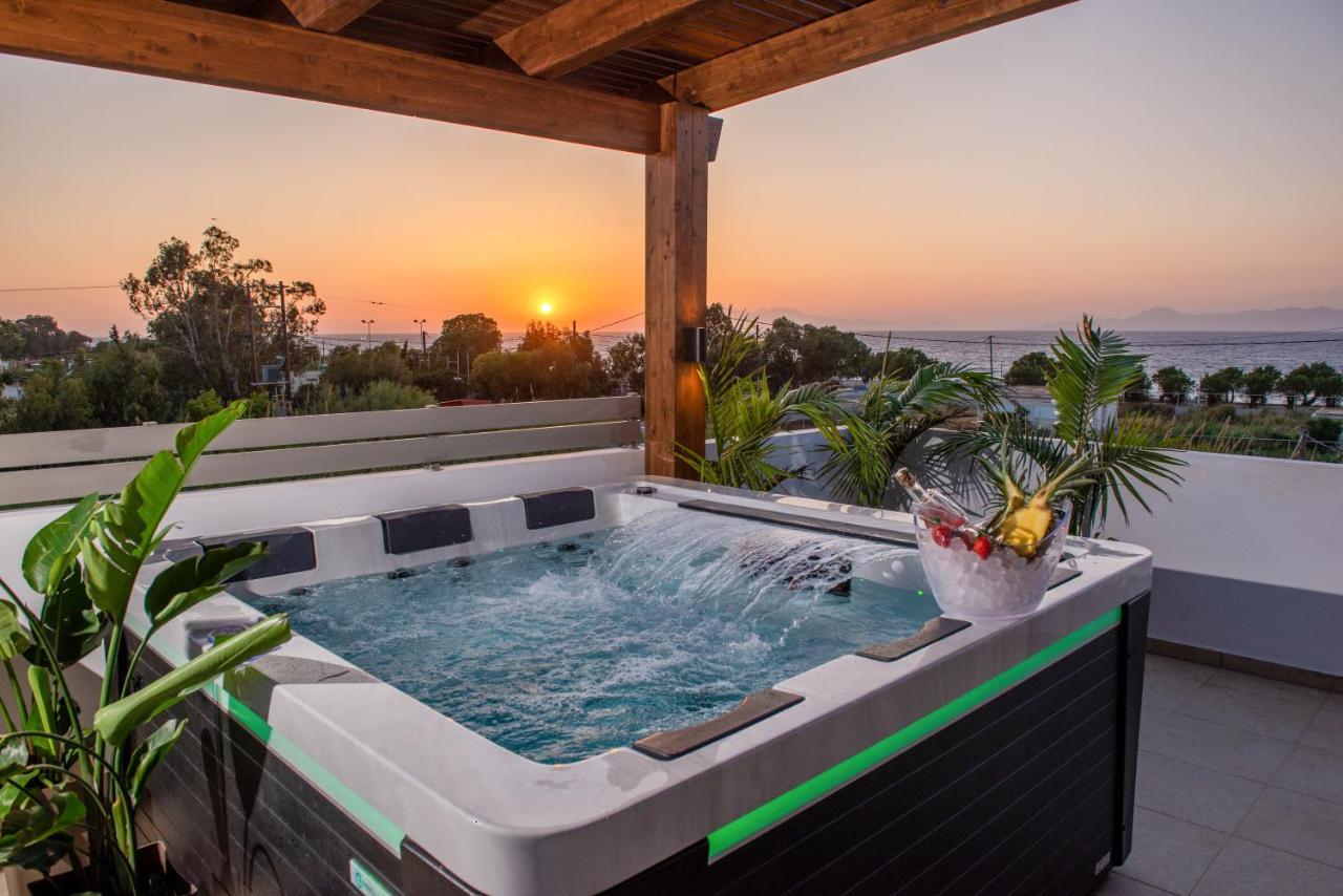 Odyssea Top View & Hot Jacuzzi Front Beach Kremastí Eksteriør bilde
